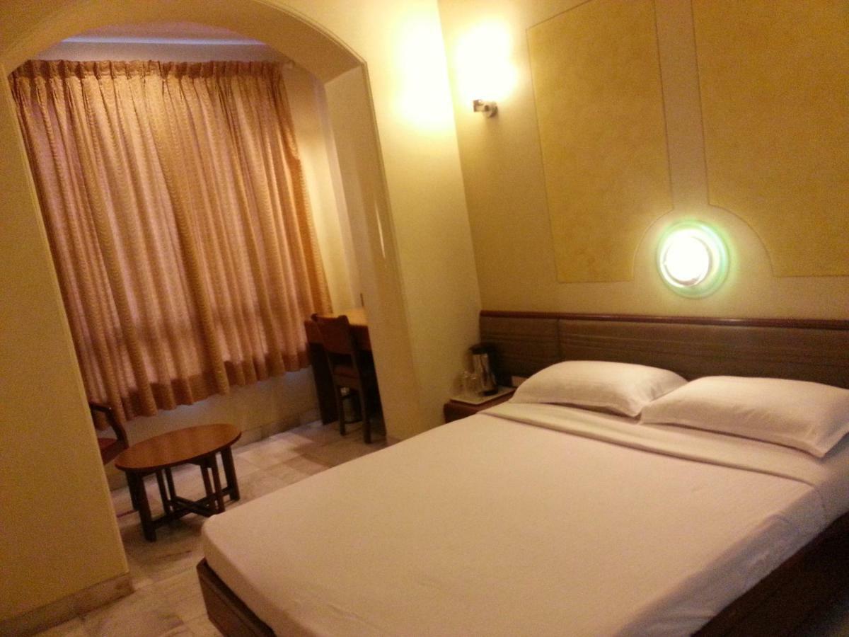 Hotel Ashray International, Sion - Near Bkc Mumbai Room photo